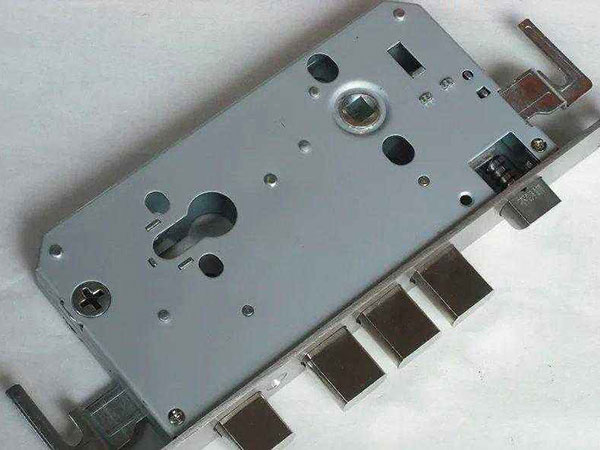 嘉陵24小时上门开锁公司